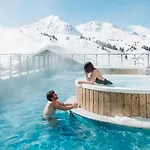 Le Refuge, 2050m La Plagne, Luxury Apartment La Plagne